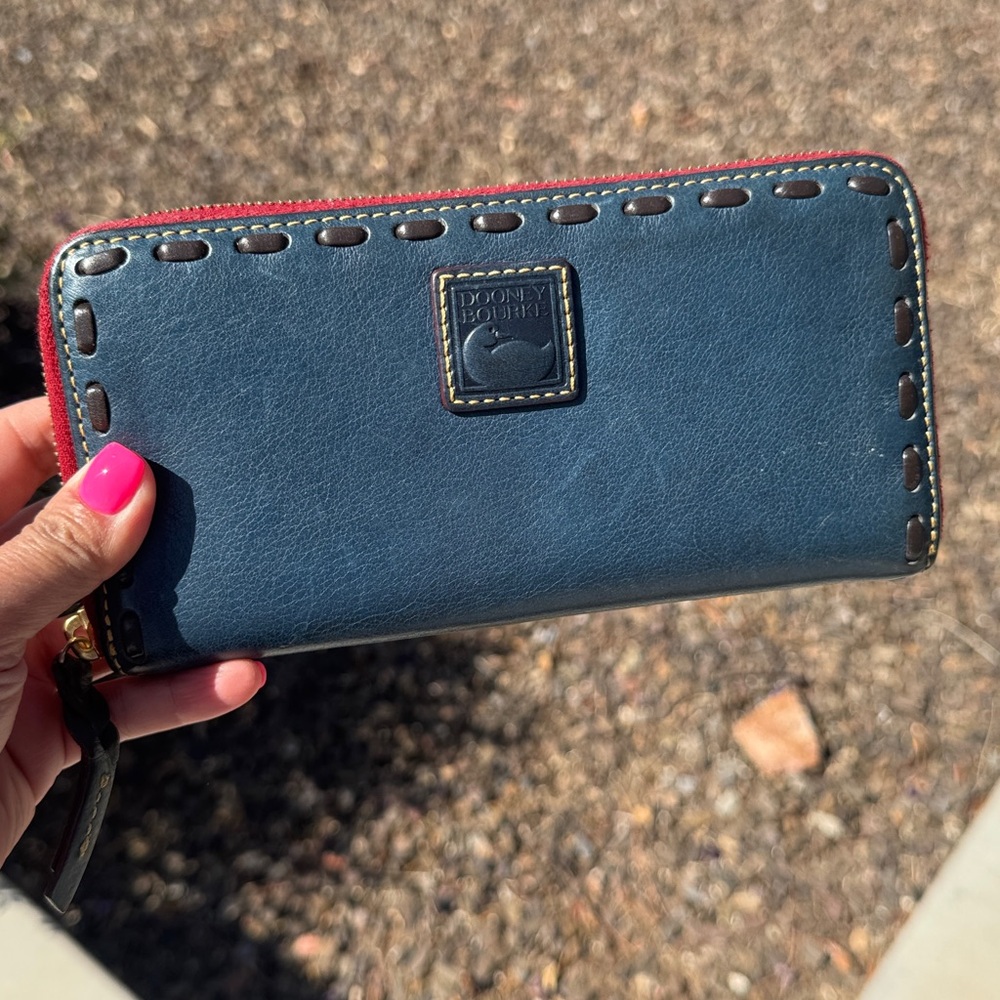 Dooney & Bourke Florentine Wallet